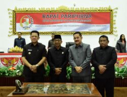 Pj Bupati M.Firsada Hadiri Rapat Paripurna DPRD Pembicaraan Tingkat ll Atas 7 Raperda