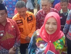 Walikota Berikan Bantuan Ke Korban Banjir