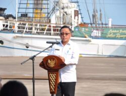 Ganjar Jationo Sambut Tim Muhibah Budaya Jalur Rempah KRI Dewaruci dan Laskar Rempah