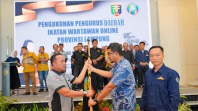 Arpani Dilantik Ketua PD IWO Tubaba, Siap Jalankan Program Kerja 2025