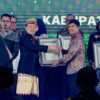 Pj Bupati Pringsewu Terima Penghargaan STBM Award 2024