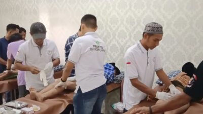 Semarak Isra Mi’raj, Keluarga Besar Ibu Sri Murtini Soekotjo Gelar Hitan Massal dan Donor Darah