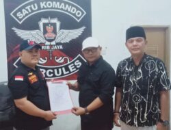 Ketua DPC GRIB Jaya Tanggamus Serahkan SK PAC Kota Agung Barat