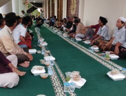 Masjid Islamic Tanggamus Siapkan Nasi Kotak Perhari Bagi Jamaah Berbuka Puasa