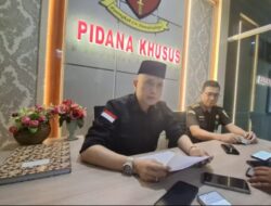 KEJATI Lampung Serahkan Penanganan Laporan DPP KAMPUD Ke KEJARI Lamteng Terkait Korupsi BOKB Rp 8,9M