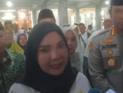 Pemkot Bandar Lampung Serahkan Bantuan 1,125 Milar Untuk Jamaah Haji