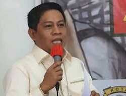 Ketua KIP Lampung Periode 2010-2014 Juniardi, Lembaga KIP Cenderung Tak Transparan 