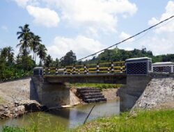 Bupati Egi Jawab Harapan Warga Sidomulyo, Jembatan Way Buatan Kini Kokoh dan Aman Dilintasi
