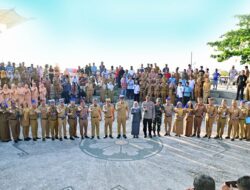 Tak di Aula, Bupati Egi Lantik 17 Pejabat Pimpinan Tinggi Pratama di Dermaga BOM: Pejabat Harus Turun ke Rakyat