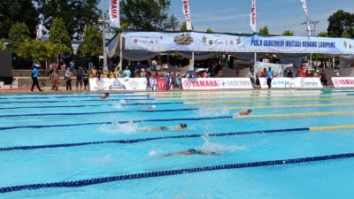 1.300 Peserta Ramaikan Kejuaraan Renang di Kolam Renang Pahoman