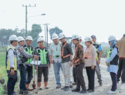 Pemprov Lampung Kucurkan Rp38, 394 Miliar untuk Perbaikan ruas jalan Padang Ratu–Pekurun Udik