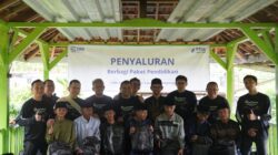 YBM BRI Region 5 Bandar Lampung Andreas Chandra Santoso Salurkan Bantuan Pendidikan di Nurul Huda Sekincau
