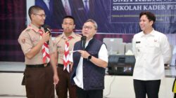 Kunjungi SMA Kebangsaan, Menko Pangan Zulkifli Hasan Tekankan Mental Berani dan Disiplin bagi Generasi Muda