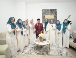 Ketua TP PKK Ibu Purnama Wulan Mirza Hadiri Kajian Akbar yang Digelar BI
