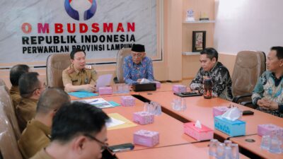 Sekdaprov Marindo dan Ombudsman Bahas Penguatan Pelayanan Publik di Lampung
