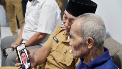 Wujud Nyata Kepedulian, Bupati Radityo Egi Siapkan Ruang Pemberdayaan Ekonomi untuk Mbah Mujiran