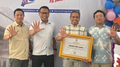 Komitmen Kembangkan Karier ASN, Pemprov Lampung Dianugerahi Adhi Manawa Nugraha Madya