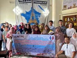 Dosen Unila Kembangkan Kampung Prancis sebagai Ruang Pembelajaran bagi Masyarakat Metro