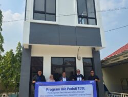 BRI Kanca Tanjung Karang Serahkan Bantuan Pembangunan PAUD Mahaputra Global di Desa Candimas