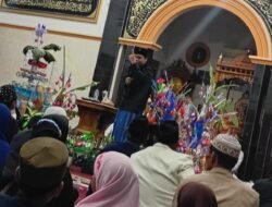 PHBI Masjid Al Yaqin Tanjungraya Gelar Maulid Nabi, Diawali Pawai Kembang Telor