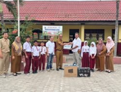 Dukung Digitalisasi Pendidikan, PTPN I (Persero) Regional 7 Salurkan Komputer dan Perlengkapan Sekolah 