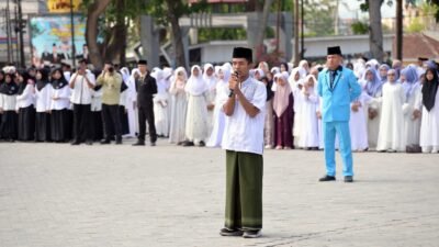 Tiga Santri Lampung Selatan Dapat Hadiah Umrah dari Bupati Egi, Berawal dari Tantangan Melafalkan Al-Qur’an